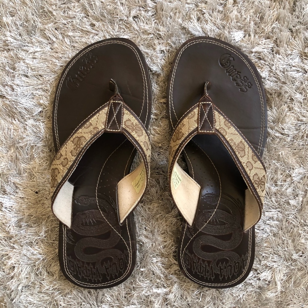 Men Guess Thong Sandals